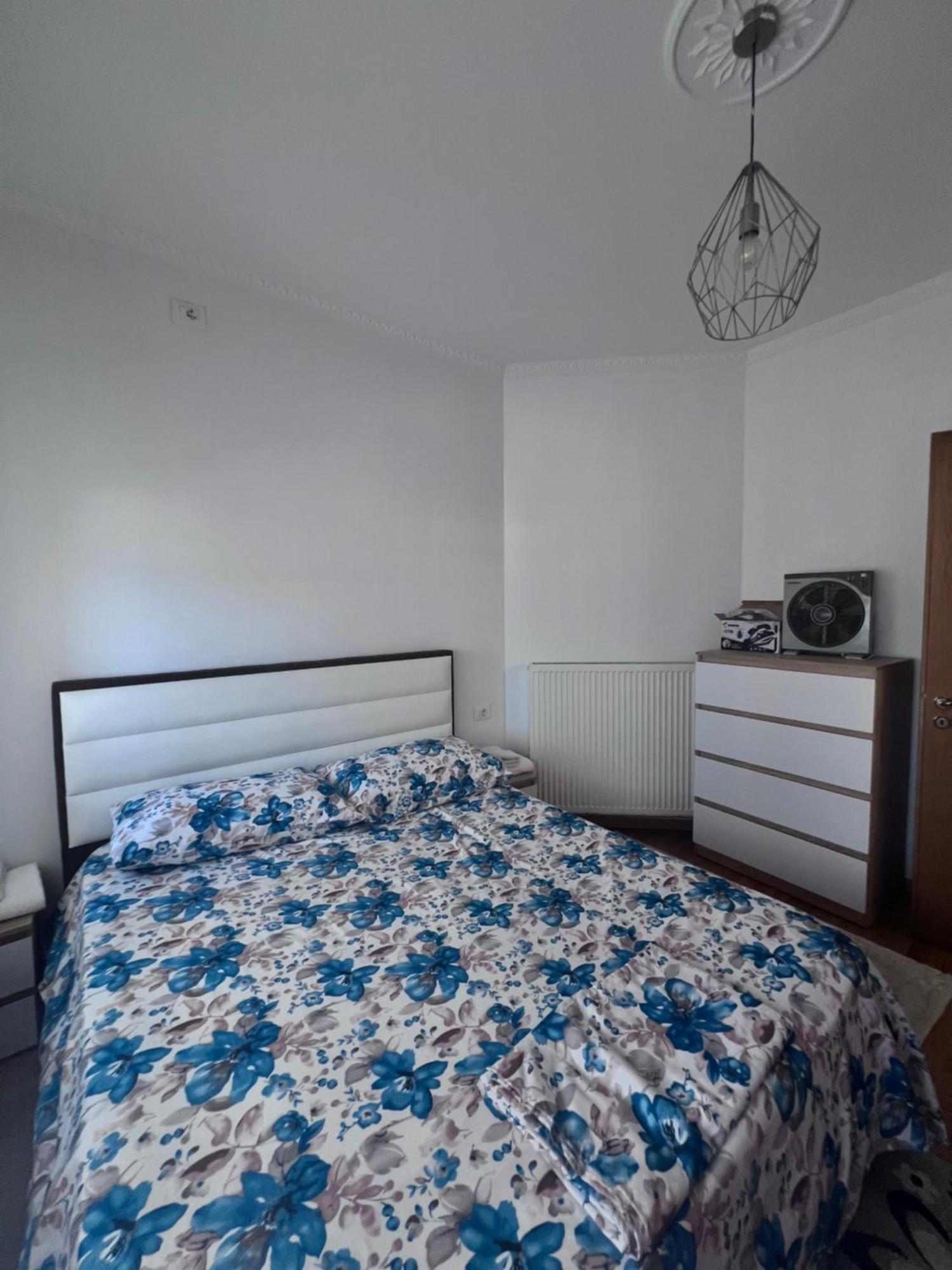 Seaview Right At The Apartament Durrës