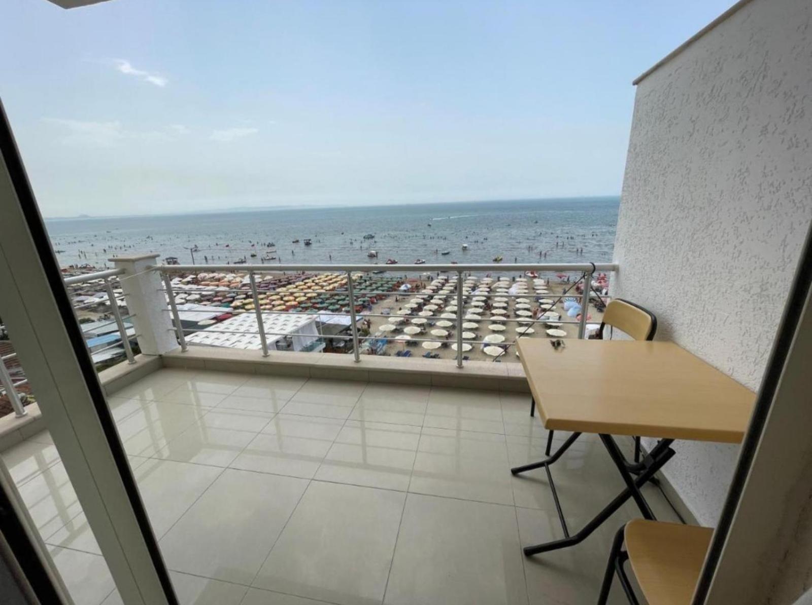 Seaview Right At The * Durrës