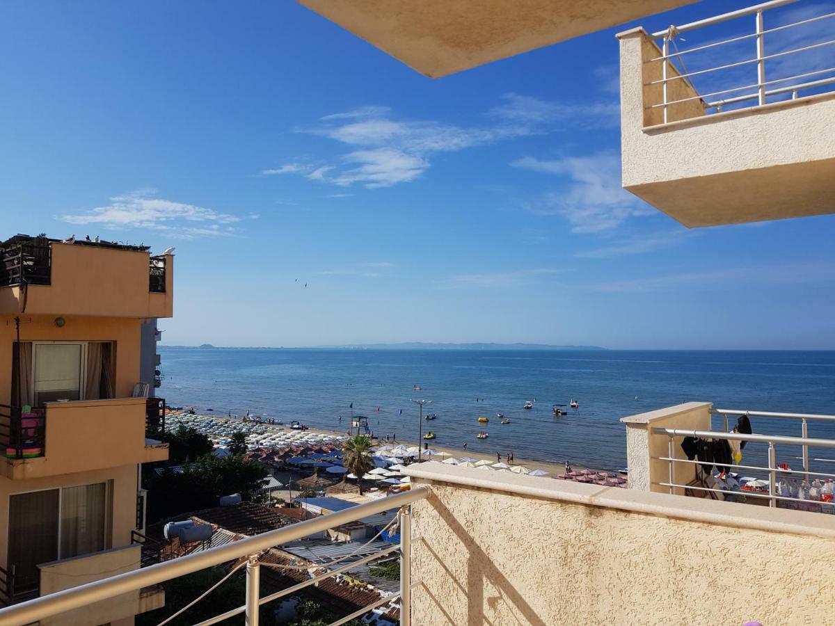 Apartament Seaview Right At The Durrës
